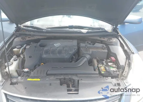 2010 Nissan Altima 2.5 S z USA, uszkodzony, nr VIN 1N4AL2APXAN405215